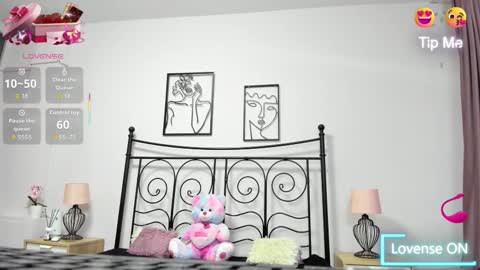 Lolla online show from December 2025 06:08:02 AM