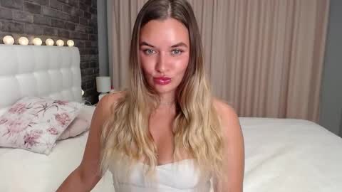 Victoria online show from September 2025 05:29:02 PM