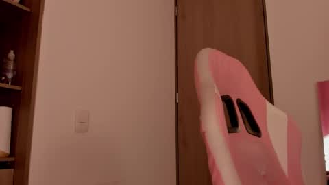 Lolly  online show from March 2025 03:02:01 AM