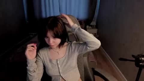 Loly online show from May 2026 01:14:02 AM