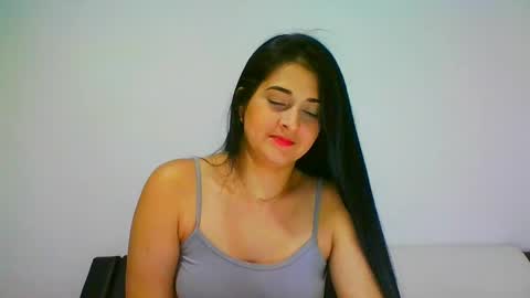 Snapshot of lomaslindosoyyo chatting on February 2025 11:37:01 PM estehfania online show from February 2025 11:37:01 PM