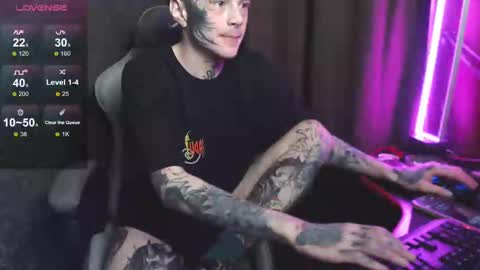 Snapshot of lone1ycrystal chatting on January 2025 08:37:02 PM Chris online show from January 2025 08:37:02 PM