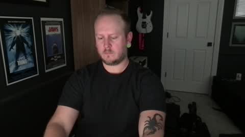 Snapshot of lone_string chatting on February 2025 10:33:01 PM Lone online show from February 2025 10:33:01 PM