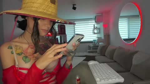 Snapshot of lonelly_lolly98 chatting on January 2025 09:52:02 PM SABRINA online show from January 2025 09:52:02 PM