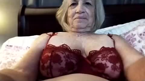 Snapshot of lonelylana1955 chatting on October 2025 11:11:01 AM lonelylana1955 online show from October 2025 11:11:01 AM