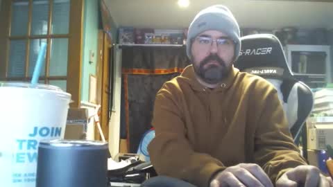 Snapshot of longandcut99 chatting on January 2026 01:57:02 PM longandcut99 online show from January 2026 01:57:02 PM