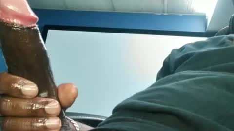 Snapshot of longblack37 chatting on December 2024 02:25:02 AM slim reaper online show from December 2024 02:25:02 AM