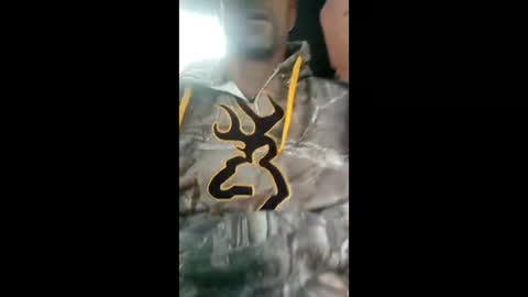 longdonglouie47 online show from April 2026 12:14:02 PM