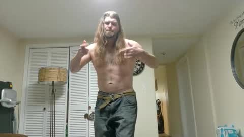 longhairedfreak1921 online show from February 2026 04:25:02 PM