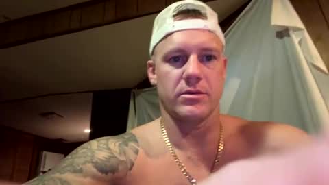 Snapshot of longstrokin8869 chatting on February 2025 12:09:01 AM Bradsobad88 online show from February 2025 12:09:01 AM