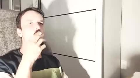 Lucas online show from December 2025 07:53:02 PM