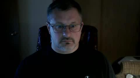 Snapshot of lookin75 chatting on June 2026 01:36:01 AM lookin75 online show from June 2026 01:36:01 AM