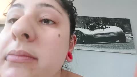 loolaunshaved online show from February 2026 08:11:02 AM