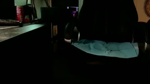 Snapshot of loov2watch chatting on February 2026 06:08:01 PM Mato online show from February 2026 06:08:01 PM