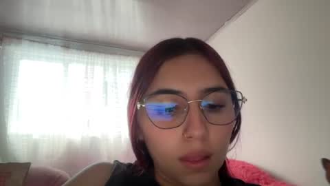 Snapshot of lopez_sofia chatting on June 2026 10:34:02 PM sofia lopez online show from June 2026 10:34:02 PM