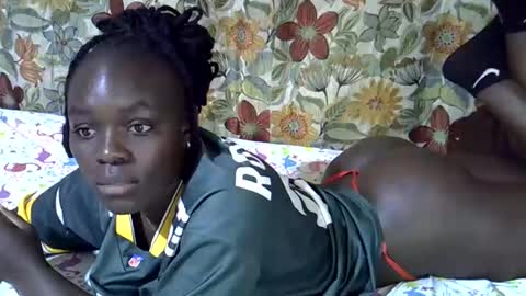 lora_amor online show from May 2026 11:52:02 AM