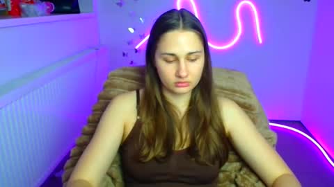 Lora online show from April 2026 05:38:01 AM