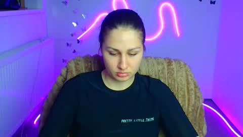 Lora online show from April 2026 06:49:02 AM