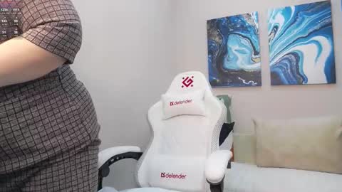 Lora online show from December 2025 08:30:01 AM