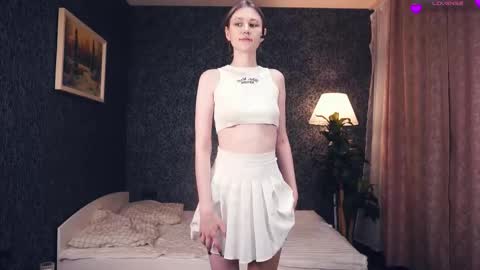 Lora online show from December 2025 05:04:02 AM