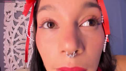 loraineblake online show from December 2025 03:19:01 PM