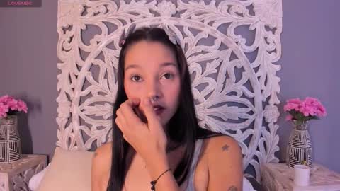 loraineblake online show from December 2025 01:08:01 PM