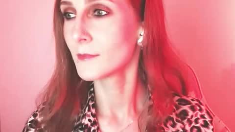 Lora  online show from April 2026 05:49:02 AM