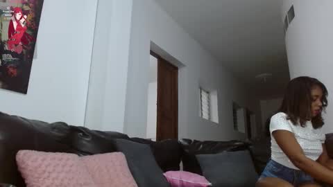 Snapshot of lorelei_pink chatting on September 2025 05:07:01 AM lorelei_pink online show from September 2025 05:07:01 AM