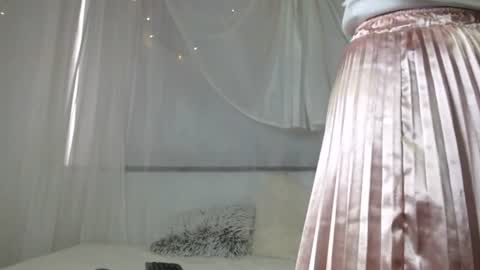Snapshot of loren_queen_ chatting on August 2026 02:20:02 PM Loren online show from August 2026 02:20:02 PM