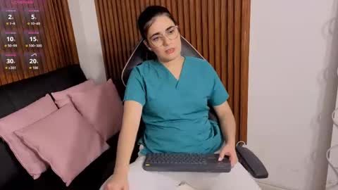 Loren online show from June 2026 02:35:02 AM