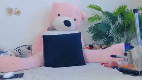 Snapshot of lorena422 chatting on March 2025 09:38:01 AM Hi Im Lorena an independent model Im waiting for you for any craziness you dream of... online show from March 2025 09:38:01 AM