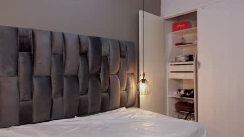 Snapshot of lorena_vieira_ chatting on February 2025 02:47:02 AM Lorena Vieira online show from February 2025 02:47:02 AM