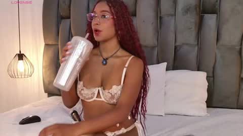 Snapshot of lorena_vieira_ chatting on September 2025 12:16:01 AM Lorena Vieira online show from September 2025 12:16:01 AM