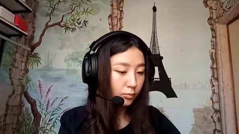 Sofia online show from November 2025 08:18:01 AM