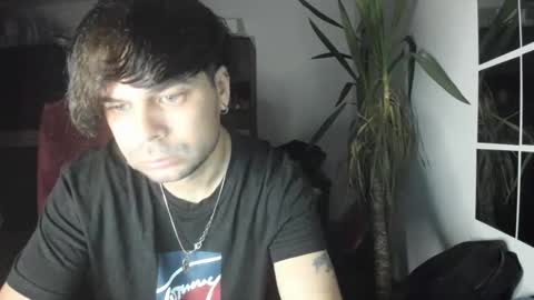 LORENZO Boy online show from April 2026 06:25:01 PM