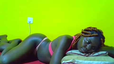 lorr982567 online show from November 2025 06:04:02 PM