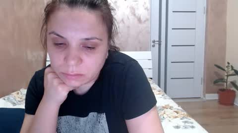 Snapshot of lorragrey chatting on April 2026 07:33:01 PM LorraGrey online show from April 2026 07:33:01 PM