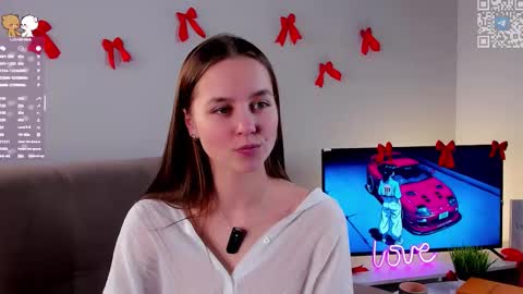 Jess online show from February 2026 06:37:01 AM