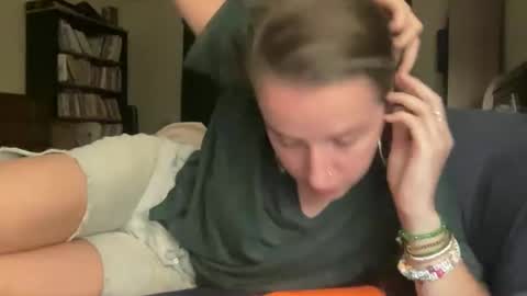 lothlori online show from November 2025 01:18:01 AM