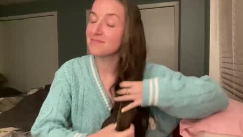 lothlori online show from March 2026 02:00:02 AM