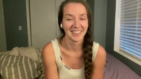 Snapshot of lothlori chatting on June 2026 12:31:01 AM lothlori online show from June 2026 12:31:01 AM