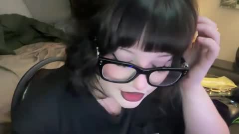 Snapshot of lottiepoppie chatting on December 2024 03:25:02 AM Lottiepoppie online show from December 2024 03:25:02 AM