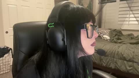 Snapshot of lottiepoppie chatting on September 2025 09:22:02 AM Lottiepoppie online show from September 2025 09:22:02 AM
