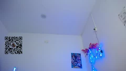 lou_cuteee online show from June 2026 03:00:01 AM