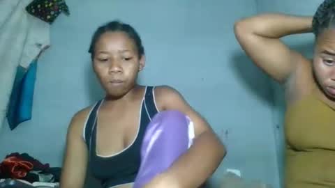 louane98 online show from March 2026 01:04:01 PM