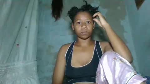 louane98 online show from April 2026 02:22:02 AM