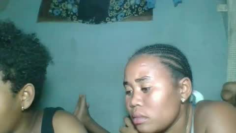 louane98 online show from April 2026 07:58:02 PM