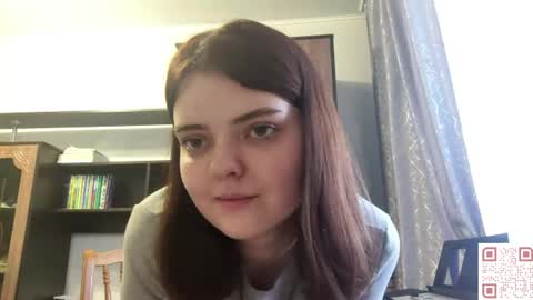 Snapshot of loudeguise chatting on May 2026 10:00:01 AM Esma online show from May 2026 10:00:01 AM