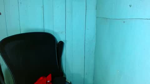 Snapshot of louie_sexy chatting on May 2026 04:07:02 AM Cathy online show from May 2026 04:07:02 AM