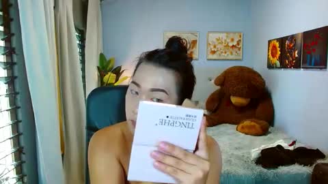 Snapshot of louie_sexy chatting on May 2026 06:22:02 AM Cathy online show from May 2026 06:22:02 AM